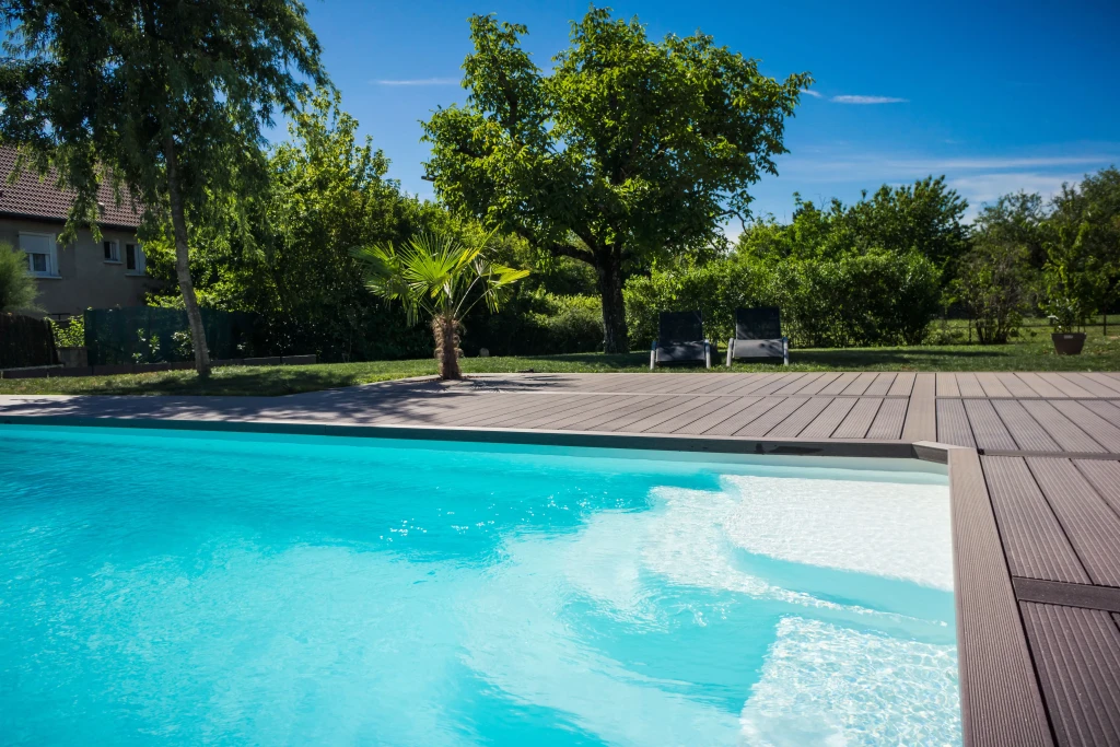Rénovation de piscines et changement de liners à Bordeaux